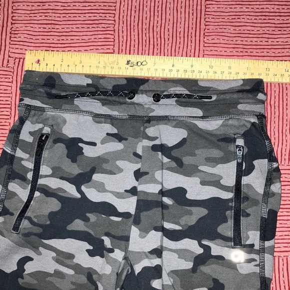 GAP teen boys XL 12-13 years Gray Camouflage Athletic Shorts thick cotton blend - Picture 4 of 14
